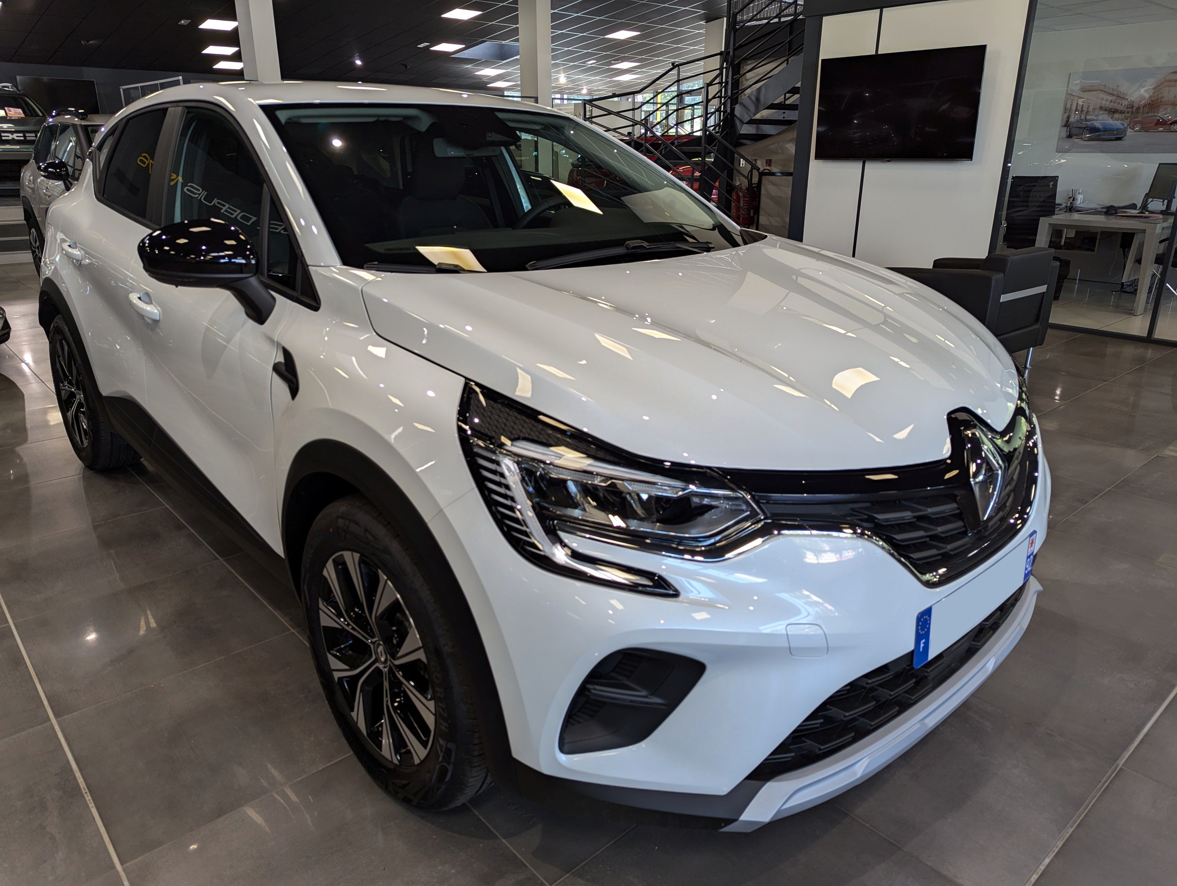 RENAULT CAPTUR E-TECH 145 CH EVOLUTION occasion