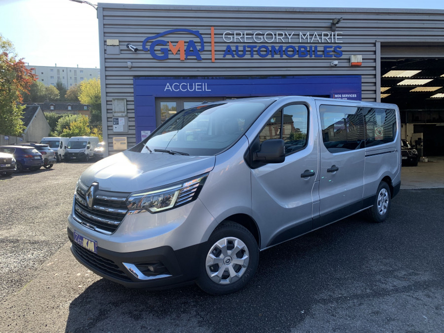 RENAULT TRAFIC COMBI L2 ZEN Blue dCi 150 9 pl occasion