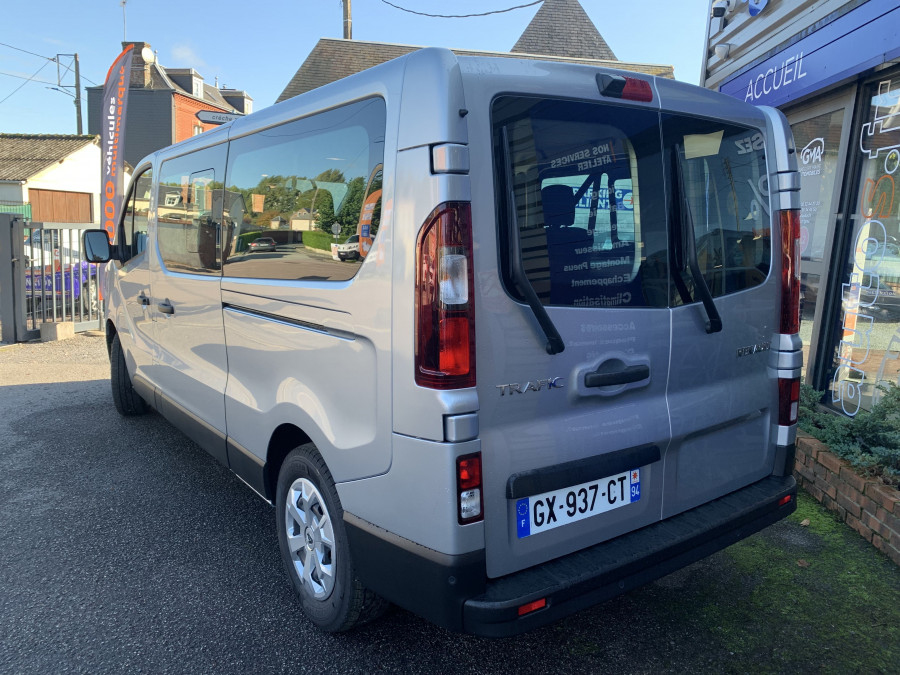 RENAULT TRAFIC COMBI L2 ZEN Blue dCi 150 9 pl occasion