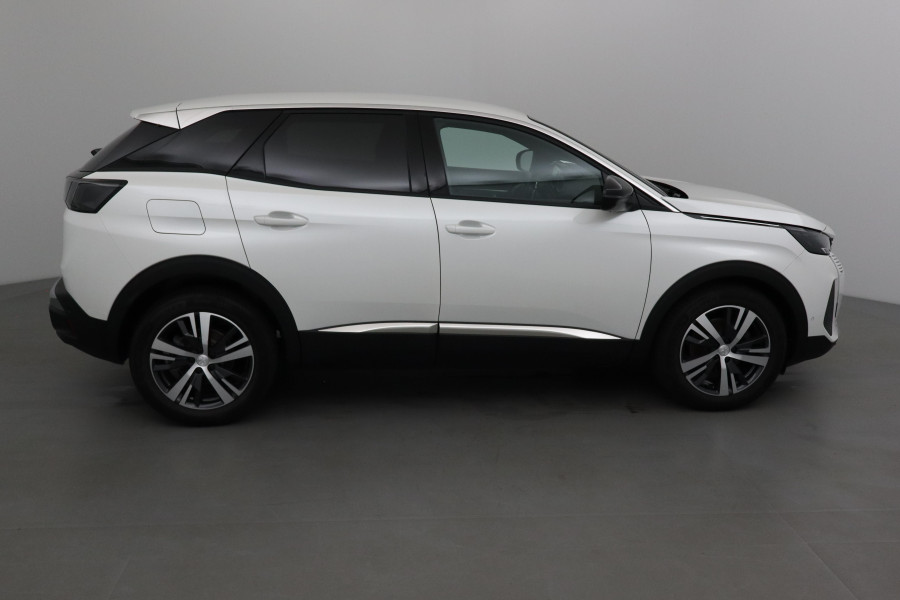 PEUGEOT 3008 EAT8 1.5 BLUEHDI 130 ALLURE PACK S&S occasion