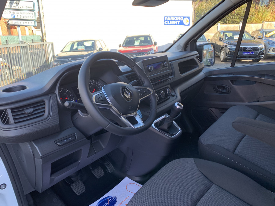 RENAULT TRAFIC FOURGON L2H1 CONFORT 3T dCi 130 PV HT = 24983€ occasion