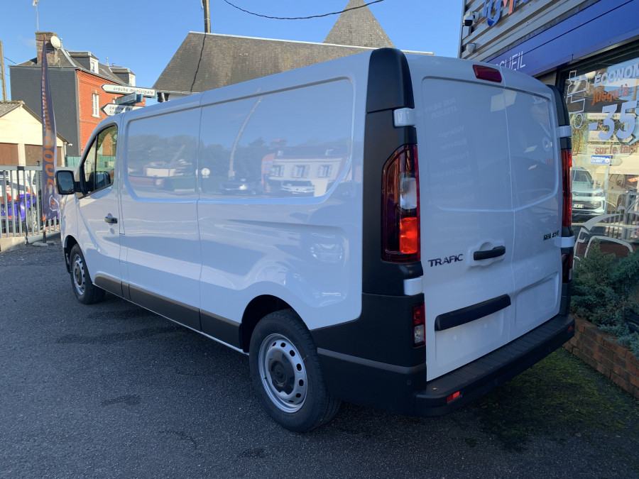 RENAULT TRAFIC FOURGON L2H1 CONFORT 3T dCi 130 PV HT = 24983€ occasion