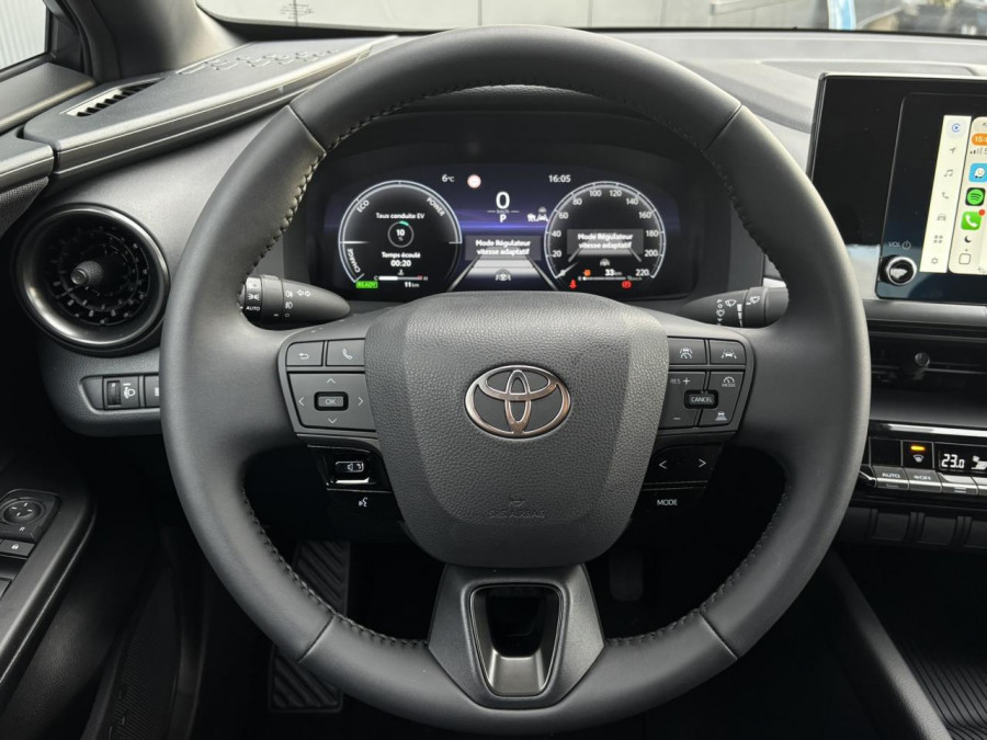 TOYOTA C-HR  1.8 Hybrid 140 e-CVT Dynamic avec Caméra, GPS et Régulateur adaptatif occasion