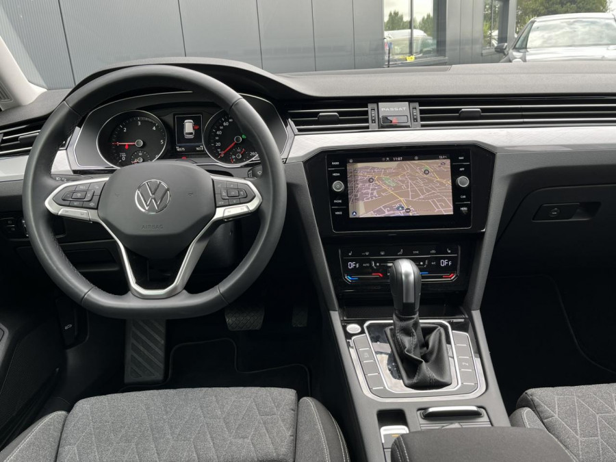 VOLKSWAGEN PASSAT SW 2.0 TDI 150 DSG Business Pack avec Attelage et Régulateur adaptatif occasion