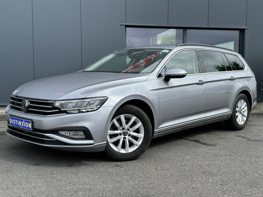 VOLKSWAGEN PASSAT SW 2.0 TDI 150 DSG Business Pack  avec Attelage et Régulateur adaptatif occasion